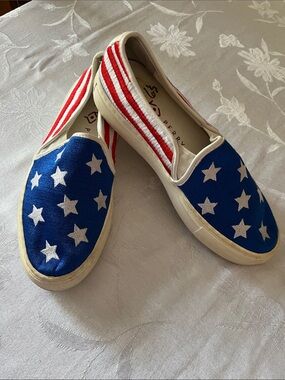 Katy Perry sneakers Stars and Stripes